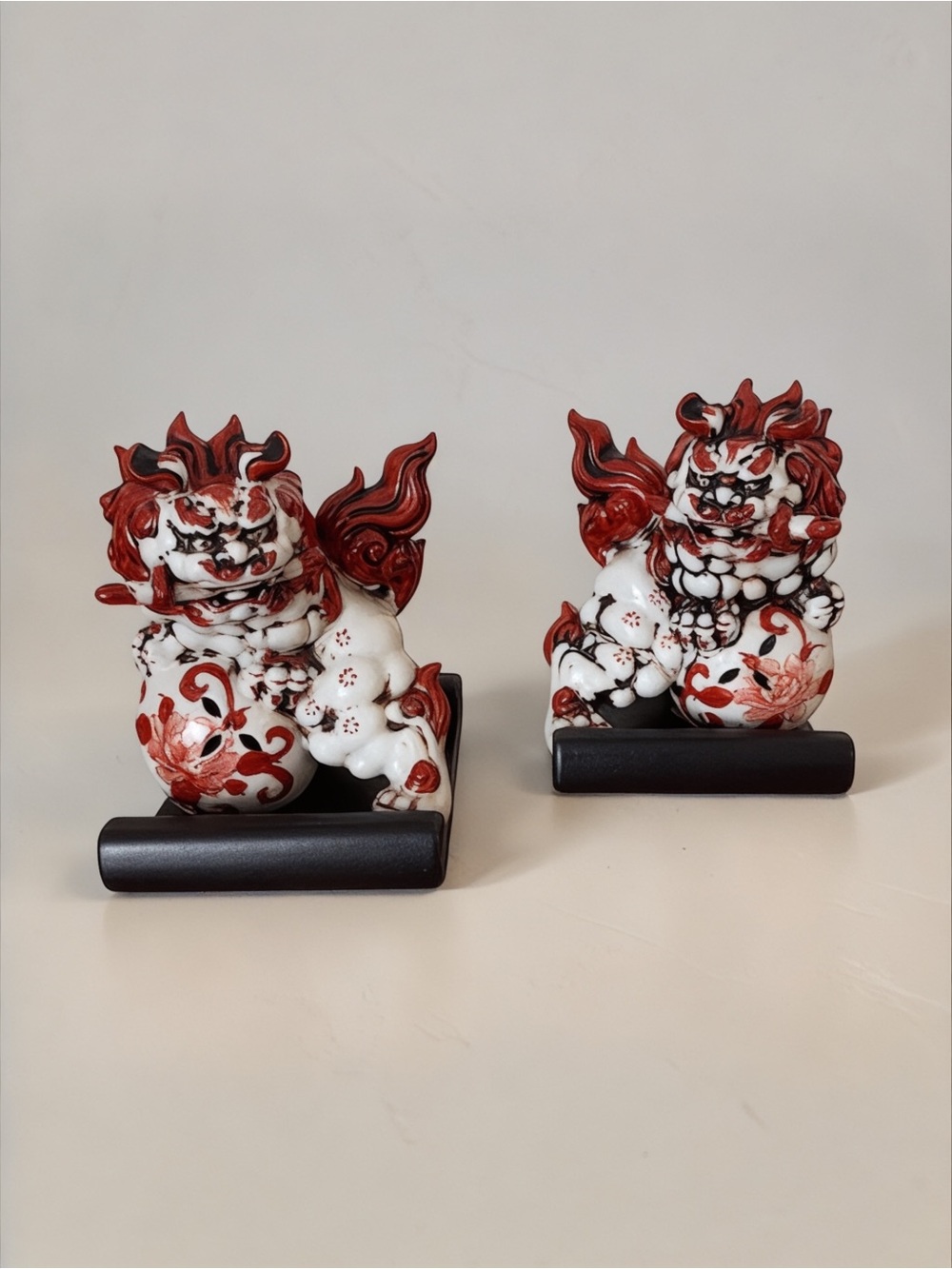 Vintage Pair Red White Guardian Foo Dog Statue -Japanese Kutani Style Shishi Lio
